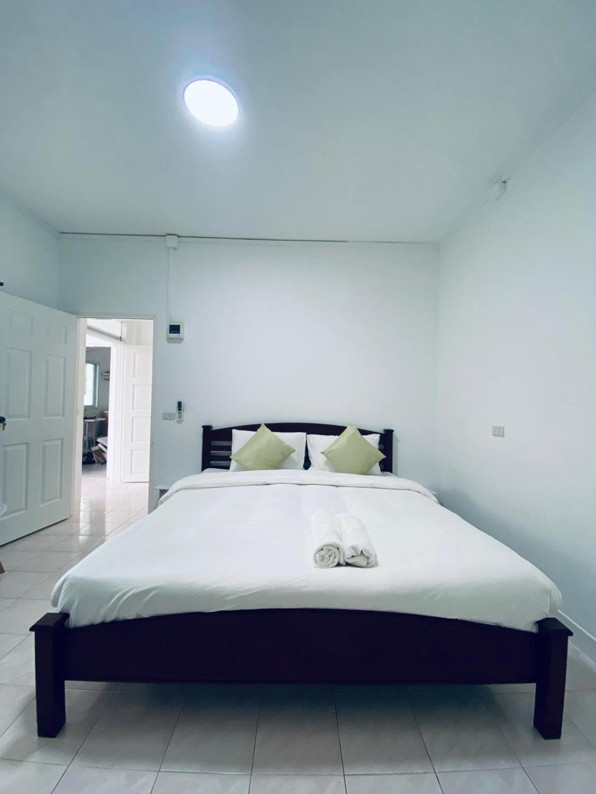 Hotel The Elephant Phuket